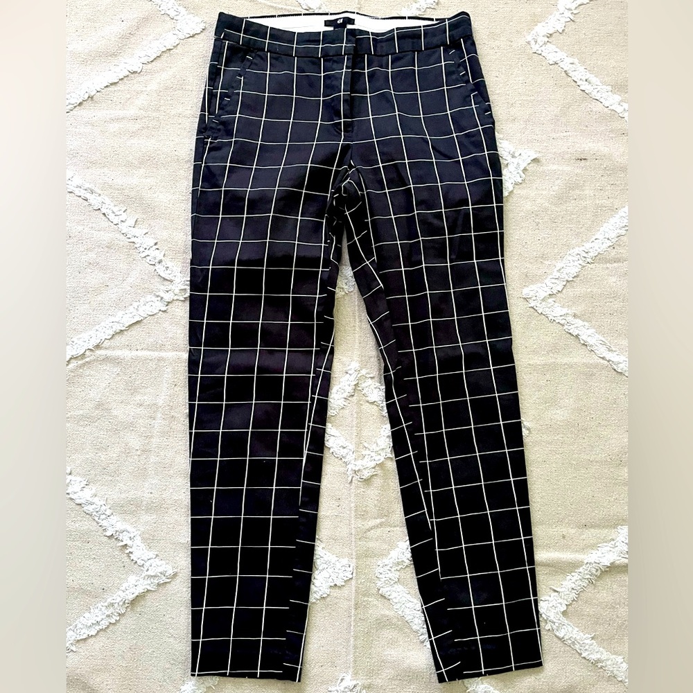 H&M patterned pants—27.5” inseam—-size 8